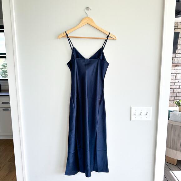 Quince Silk V-Neck Midi Dress Navy S NWT - Picture 3 of 9